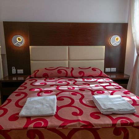 Mbs Marconi Bridge Suites Guest House Rome Exterior photo